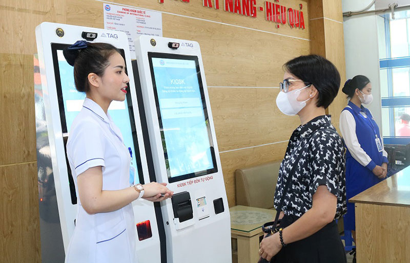 Người dân, doanh nghiệp ngày càng được hưởng lợi từ Đề án 06 
