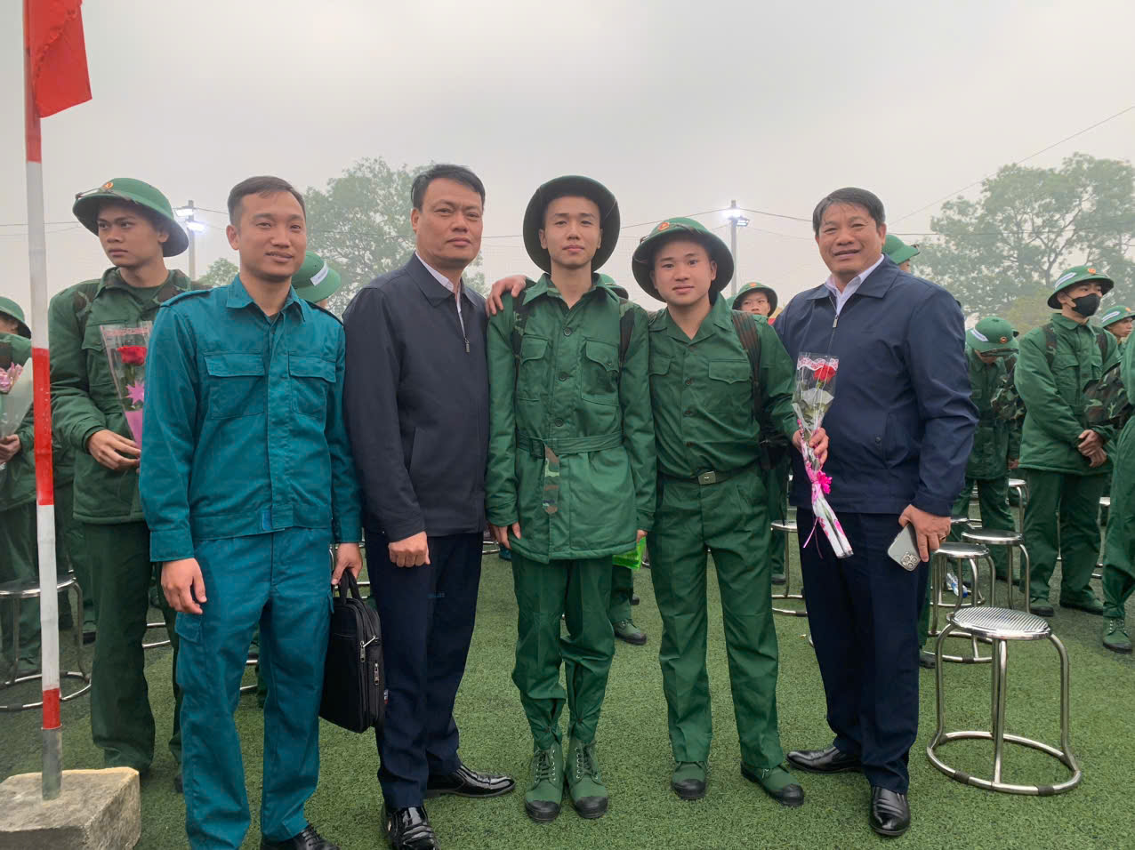 TUỔI TRẺ PHẠM KHA LÊN ĐƯỜNG TÒNG QUÂN BẢO VỆ TỔ QUỐC